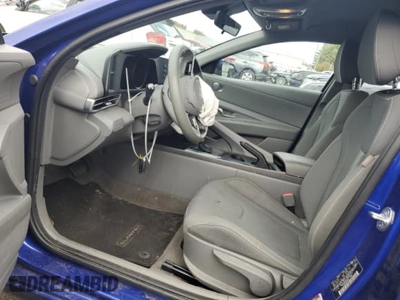 ✅ 2023 Hyundai Elantra SEL • VIN: KMHLM4AG2PU455127 • Lot: 87265445. Listed on Copart with 40,238 mi. Free auction sales archive from the USA and detailed vehicle history report at DreamBid. Image 7.