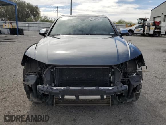 ✅ 2018 Audi SQ5 Premium Plus • VIN: WA1A4AFY6J2231755 • Lot: 52946965. Listed on Copart with 38,021 mi. Free auction sales archive from the USA and detailed vehicle history report at DreamBid. Image 5.