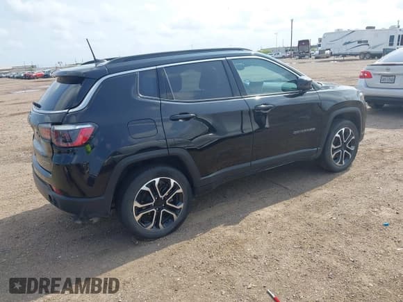 ✅ 2022 Jeep Compass Limited • VIN: 3C4NJDCB8NT195573 • Lot: 42093179. Listed on IAAI with 52,768 mi. Free auction sales archive from the USA and detailed vehicle history report at DreamBid. Image 4.