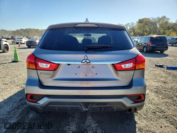 2019 Mitsubishi Outlander ES с VIN JA4AP3AU7KU032162, выставлен на аукционе Copart как лот 86606585 с пробегом 83 835 миль миль и Чистый • Clean title. История ставок и продаж доступна на DreamBid. Изображение 6.