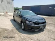 ✅ 2017 Volkswagen Passat S • VIN: 1VWAT7A38HC014720 • Лот: 58744235. Опубликован ранее на Copart с пробегом 273 593 миль. Бесплатный доступ к архиву аукционных продаж из США и подробный отчёт об истории автомобиля на DreamBid. Изображение 13.