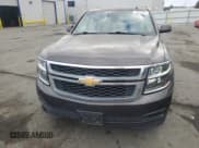 ✅ 2015 Chevrolet Suburban LT • VIN: 1GNSCJKC3FR569739 • Lot: 82291685. Wystawiony na Copart z przebiegiem 176 880 mil. Bezpłatny archiwum sprzedaży aukcyjnych z USA i szczegółowy raport historii pojazdu na DreamBid. Zdjęcie 5.