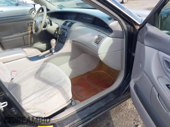 ✅ 2003 Toyota Avalon XL • VIN: 4T1BF28B93U320872 • Lot: 43552764. Wystawiony na IAAI z przebiegiem 146 307 mil. Bezpłatny archiwum sprzedaży aukcyjnych z USA i szczegółowy raport historii pojazdu na DreamBid. Zdjęcie 5.