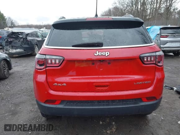 ✅ 2020 Jeep Compass Limited • VIN: 3C4NJDCB0LT118306 • Lot: 41958769. Wystawiony na IAAI z przebiegiem 73 956 mil. Bezpłatny archiwum sprzedaży aukcyjnych z USA i szczegółowy raport historii pojazdu na DreamBid. Zdjęcie 16.
