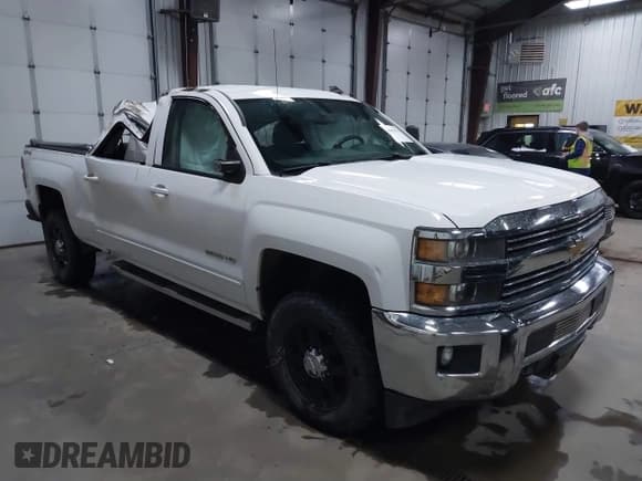 ✅ 2015 Chevrolet Silverado 2500HD LT • VIN: 1GC1KVEG7FF644991 • Lot: 40961070. Listed on IAAI with 212,548 mi. Free auction sales archive from the USA and detailed vehicle history report at DreamBid. Image 1.