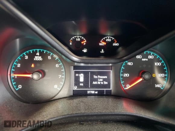 ✅ 2018 Chevrolet Colorado 2WD • VIN: 1GCHSAEA2J1253983 • Lot: 92631915. Wystawiony na Copart z przebiegiem 37 766 mil. Bezpłatny archiwum sprzedaży aukcyjnych z USA i szczegółowy raport historii pojazdu na DreamBid. Zdjęcie 9.