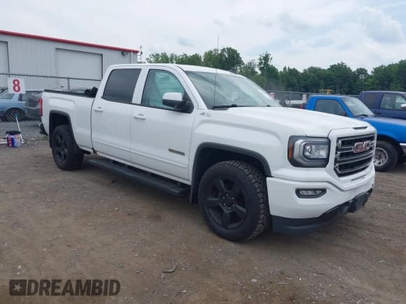 ✅ 2017 GMC Sierra 1500 SLE • VIN: 3GTU2MEC7HG142696 • Lot: 42700748. Listed on IAAI with 132,091 mi. Free auction sales archive from the USA and detailed vehicle history report at DreamBid. Image 1.