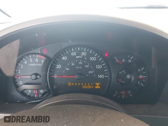 ✅ 2005 Nissan Titan LE • VIN: 1N6AA07B75N553857 • Lot: 42110183. Listed on IAAI with 166,064 mi. Free auction sales archive from the USA and detailed vehicle history report at DreamBid. Image 7.