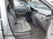 ✅ 2003 Honda Odyssey EX-L • VIN: 5FNRL18033B017812 • Лот: 43830115. Опубликован ранее на IAAI с пробегом 215 588 миль. Бесплатный доступ к архиву аукционных продаж из США и подробный отчёт об истории автомобиля на DreamBid. Изображение 5.