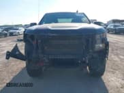 ✅ 2020 Chevrolet Silverado 1500 Custom Trail Boss • VIN: 3GCPYCEF3LG244943 • Lot: 43350455. Wystawiony na IAAI z przebiegiem 94 420 mil. Bezpłatny archiwum sprzedaży aukcyjnych z USA i szczegółowy raport historii pojazdu na DreamBid. Zdjęcie 6.