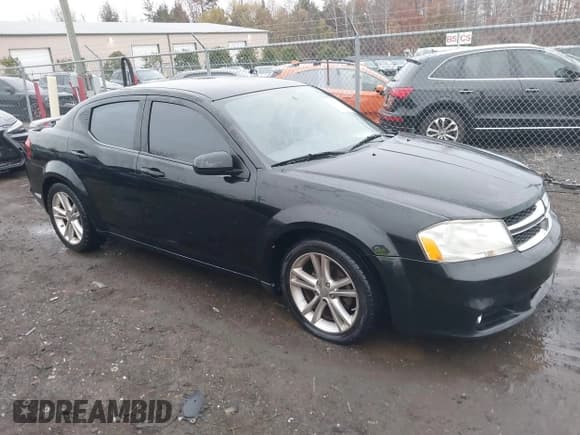 ✅ 2011 Dodge Avenger Heat • VIN: 1B3BD1FG4BN622678 • Lot: 43740185. Listed on IAAI with 119,721 mi. Free auction sales archive from the USA and detailed vehicle history report at DreamBid. Image 1.