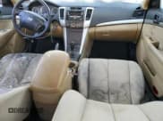 ✅ 2009 Hyundai Sonata GLS • VIN: 5NPET46C59H413229 • Лот: 42957795. Опубликован ранее на Copart с пробегом Не указан. Бесплатный доступ к архиву аукционных продаж из США и подробный отчёт об истории автомобиля на DreamBid. Изображение 8.