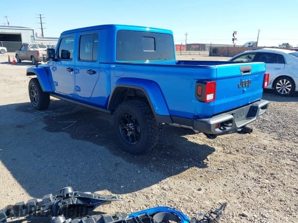 ✅ 2024 Jeep Gladiator Willys • VIN: 1C6HJTAG0RL123040 • Лот: 41849222. Опубликован ранее на IAAI с пробегом 14 989 миль. Бесплатный доступ к архиву аукционных продаж из США и подробный отчёт об истории автомобиля на DreamBid. Изображение 3.