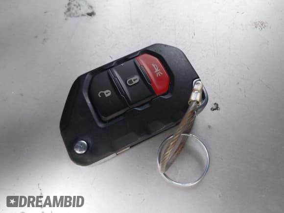 ✅ 2024 Jeep Wrangler Sport S • VIN: 1C4RJXN60RW225233 • Lot: 42802994. Wystawiony na IAAI z przebiegiem 37 892 mil. Bezpłatny archiwum sprzedaży aukcyjnych z USA i szczegółowy raport historii pojazdu na DreamBid. Zdjęcie 11.