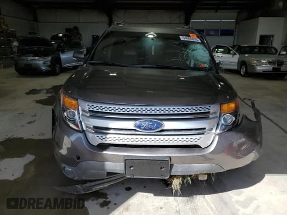✅ 2013 Ford Explorer XLT • VIN: 1FM5K8D8XDGC68206 • Lot: 54000055. Wystawiony na Copart z przebiegiem 133 545 mil. Bezpłatny archiwum sprzedaży aukcyjnych z USA i szczegółowy raport historii pojazdu na DreamBid. Zdjęcie 5.