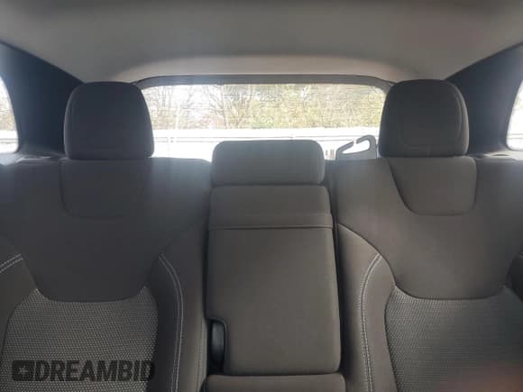✅ 2019 Jeep Cherokee Latitude • VIN: 1C4PJLCB2KD285693 • Lot: 91894025. Listed on Copart with 116,037 mi. Free auction sales archive from the USA and detailed vehicle history report at DreamBid. Image 10.