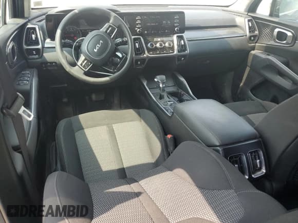 ✅ 2023 Kia Sorento LX • VIN: 5XYRGDLC8PG243933 • Lot: 67940805. Listed on Copart with 48,277 mi. Free auction sales archive from the USA and detailed vehicle history report at DreamBid. Image 8.