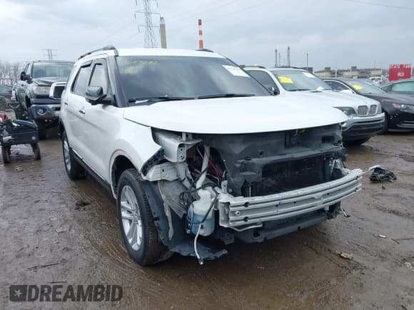 ✅ 2015 Ford Explorer XLT • VIN: 1FM5K8D88FGC61564 • Lot: 41649282. Wystawiony na IAAI z przebiegiem 111 804 mil. Bezpłatny archiwum sprzedaży aukcyjnych z USA i szczegółowy raport historii pojazdu na DreamBid. Zdjęcie 6.
