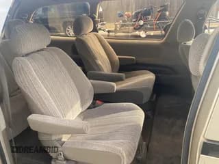 ✅ 1995 Toyota Previa • VIN: JT3AC24S3S1044515 • Lot: 76413984. Wystawiony na Copart z przebiegiem 168 956 mil. Bezpłatny archiwum sprzedaży aukcyjnych z USA i szczegółowy raport historii pojazdu na DreamBid. Zdjęcie 6.