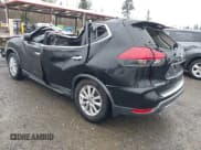 ✅ 2017 Nissan Rogue SV • VIN: KNMAT2MT7HP618107 • Lot: 43923303. Wystawiony na IAAI z przebiegiem 115 741 mil. Bezpłatny archiwum sprzedaży aukcyjnych z USA i szczegółowy raport historii pojazdu na DreamBid. Zdjęcie 3.