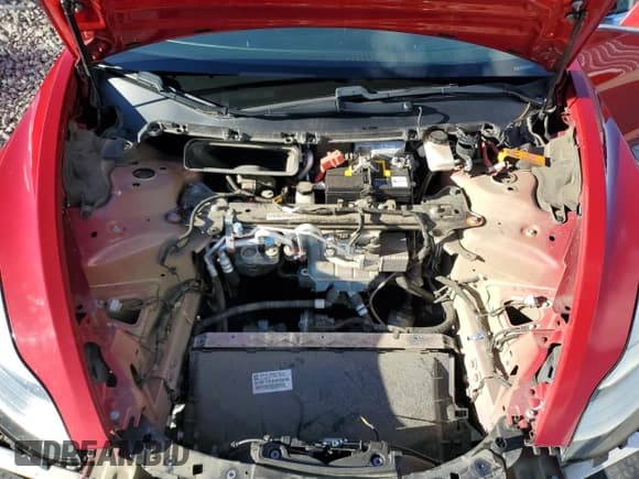 ✅ 2018 Tesla Model 3 Long Range Battery • VIN: 5YJ3E1EA0JF049160 • Лот: 92281935. Опубликован ранее на Copart с пробегом 91 296 миль. Бесплатный доступ к архиву аукционных продаж из США и подробный отчёт об истории автомобиля на DreamBid. Изображение 11.