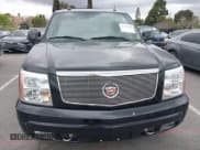 ✅ 2005 Cadillac Escalade • VIN: 1GYEC63T95R181022 • Лот: 41777173. Опубликован ранее на IAAI с пробегом 44 348 миль. Бесплатный доступ к архиву аукционных продаж из США и подробный отчёт об истории автомобиля на DreamBid. Изображение 6.