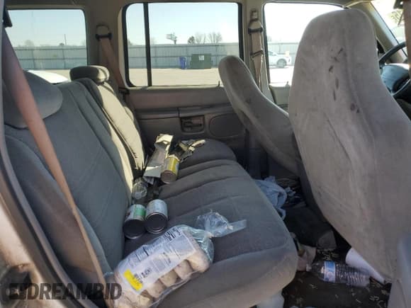 ✅ 1999 Ford Explorer XL • VIN: 1FMZU34XXXUB28975 • Лот: 46269415. Опубликован ранее на Copart с пробегом 288 031 миль. Бесплатный доступ к архиву аукционных продаж из США и подробный отчёт об истории автомобиля на DreamBid. Изображение 11.