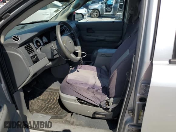 ✅ 2005 Dodge Durango SXT • VIN: 1D4HB38N75F618499 • Лот: 80035375. Опубликован ранее на Copart с пробегом 202 394 миль. Бесплатный доступ к архиву аукционных продаж из США и подробный отчёт об истории автомобиля на DreamBid. Изображение 7.