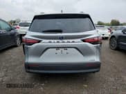 ✅ 2022 Toyota Sienna LE • VIN: 5TDGRKEC7NS120661 • Lot: 83801075. Listed on Copart with 28,261 mi. Free auction sales archive from the USA and detailed vehicle history report at DreamBid. Image 6.