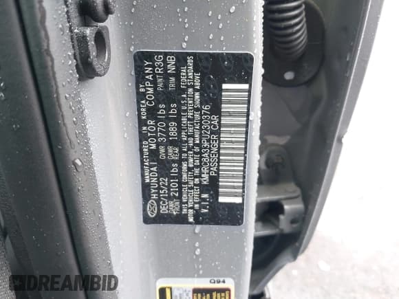 ✅ 2023 Hyundai Venue SEL • VIN: KMHRC8A33PU230376 • Lot: 41169505. Listed on IAAI with 21,702 mi. Free auction sales archive from the USA and detailed vehicle history report at DreamBid. Image 9.