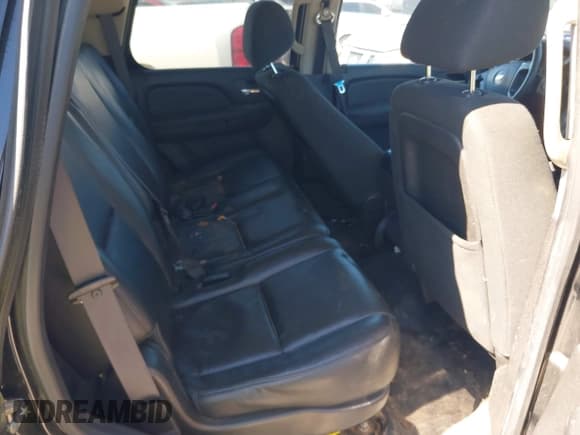 ✅ 2012 Chevrolet Tahoe Commercial • VIN: 1GNLC2E09CR303388 • Lot: 43460707. Wystawiony na IAAI z przebiegiem 191 065 mil. Bezpłatny archiwum sprzedaży aukcyjnych z USA i szczegółowy raport historii pojazdu na DreamBid. Zdjęcie 8.