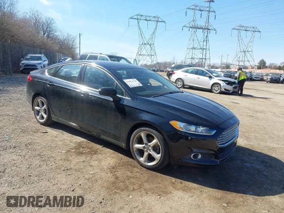 ✅ 2016 Ford Fusion S • VIN: 3FA6P0G77GR129328 • Lot: 41624118. Listed on IAAI with 46,532 mi. Free auction sales archive from the USA and detailed vehicle history report at DreamBid. Image 1.