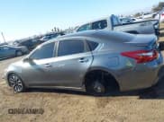 ✅ 2018 Nissan Altima SR • VIN: 1N4AL3AP2JC212171 • Lot: 41209604. Wystawiony na IAAI z przebiegiem 106 249 mil. Bezpłatny archiwum sprzedaży aukcyjnych z USA i szczegółowy raport historii pojazdu na DreamBid. Zdjęcie 15.