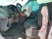 ✅ 2017 Ford Transit • VIN: 1FTYE1ZM1HKB43653 • Lot: 53069015. Wystawiony na Copart z przebiegiem 204 390 mil. Bezpłatny archiwum sprzedaży aukcyjnych z USA i szczegółowy raport historii pojazdu na DreamBid. Zdjęcie 7.