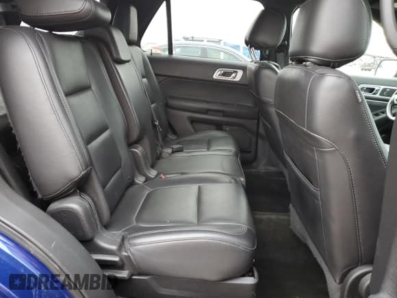 ✅ 2015 Ford Explorer XLT • VIN: 1FM5K8D83FGC59897 • Lot: 87418075. Wystawiony na Copart z przebiegiem 191 136 mil. Bezpłatny archiwum sprzedaży aukcyjnych z USA i szczegółowy raport historii pojazdu na DreamBid. Zdjęcie 10.