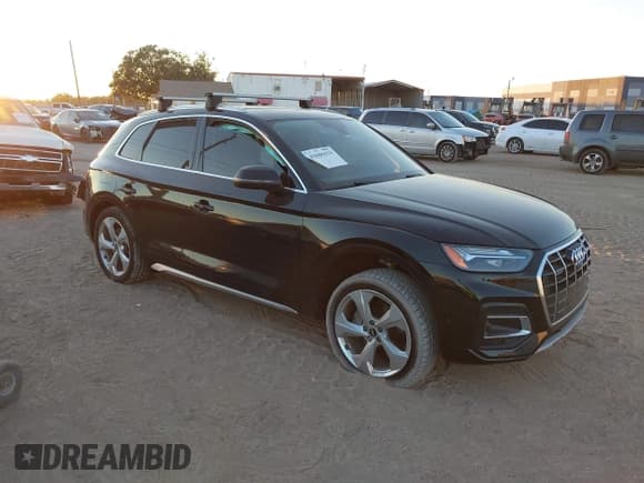 ✅ 2021 Audi Q5 Premium Plus • VIN: WA1BAAFY7M2101615 • Лот: 43606434. Опубликован ранее на IAAI с пробегом 70 204 миль. Бесплатный доступ к архиву аукционных продаж из США и подробный отчёт об истории автомобиля на DreamBid. Изображение 1.