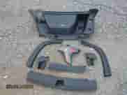 2025 Chevrolet Equinox FWD RS z VIN 3GNAXLEG8SL295711, wystawiony jako IAAI lot #43110458 z przebiegiem 1 660 mil mil oraz . Historia ofert i sprzedaży dostępna na DreamBid. Obrazek 12.