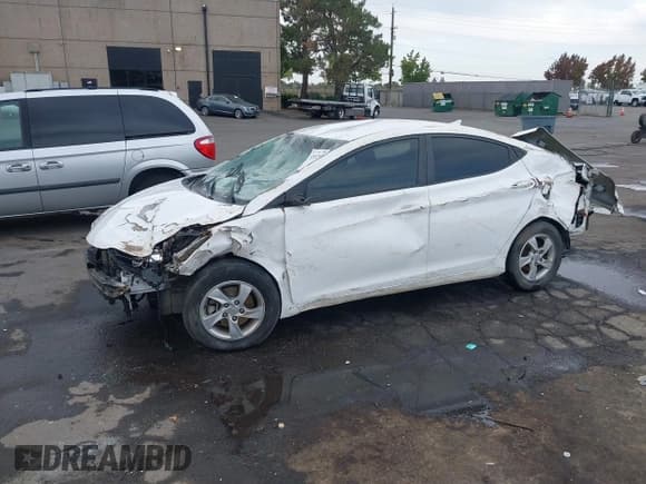 ✅ 2014 Hyundai Elantra SE • VIN: 5NPDH4AE1EH516177 • Lot: 43507557. Listed on IAAI with 154,677 mi. Free auction sales archive from the USA and detailed vehicle history report at DreamBid. Image 6.