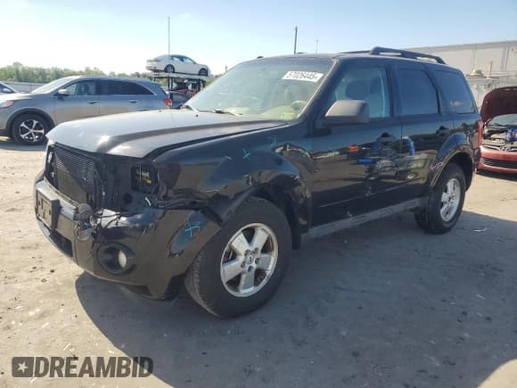 ✅ 2012 Ford Escape XLT • VIN: 1FMCU9DG4CKB99555 • Лот: 57026445. Опубликован ранее на Copart с пробегом 179 213 миль. Бесплатный доступ к архиву аукционных продаж из США и подробный отчёт об истории автомобиля на DreamBid. Изображение 1.