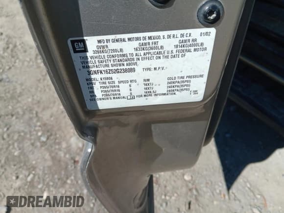 ✅ 2002 Chevrolet Suburban Z71 • VIN: 3GNFK16Z52G238089 • Лот: 57183975. Опубликован ранее на Copart с пробегом Не указан. Бесплатный доступ к архиву аукционных продаж из США и подробный отчёт об истории автомобиля на DreamBid. Изображение 12.