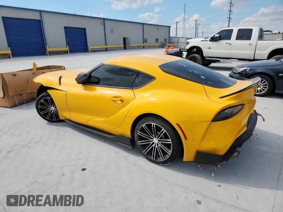 ✅ 2022 Toyota Supra 3.0 • VIN: WZ1DB0C06NW046963 • Лот: 68768845. Опубликован ранее на Copart с пробегом Не указан. Бесплатный доступ к архиву аукционных продаж из США и подробный отчёт об истории автомобиля на DreamBid. Изображение 2.