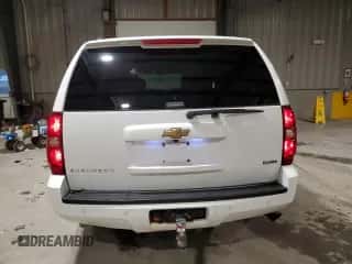 2007 Chevrolet Suburban LT z VIN 3GNFK16387G315038, wystawiony jako Copart lot #91208095 z przebiegiem 208 408 mil mil oraz Czysty tytuł • Clean title. Historia ofert i sprzedaży dostępna na DreamBid. Obrazek 6.