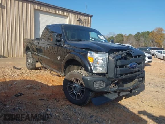 ✅ 2016 Ford F-250 XLT • VIN: 1FT7X2BT0GEA93564 • Lot: 43728958. Listed on IAAI with 153,047 mi. Free auction sales archive from the USA and detailed vehicle history report at DreamBid. Image 1.