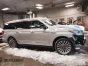 ✅ 2019 Lincoln Navigator Reserve • VIN: 5LMJJ3LTXKEL25178 • Lot: 43818096. Listed on IAAI with 115,997 mi. Free auction sales archive from the USA and detailed vehicle history report at DreamBid. Image 13.
