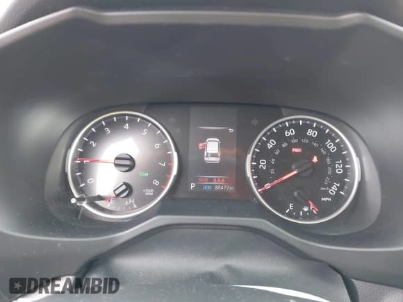 ✅ 2021 Toyota RAV4 XLE • VIN: 2T3P1RFV0MW159167 • Lot: 43605933. Wystawiony na IAAI z przebiegiem 88 477 mil. Bezpłatny archiwum sprzedaży aukcyjnych z USA i szczegółowy raport historii pojazdu na DreamBid. Zdjęcie 7.