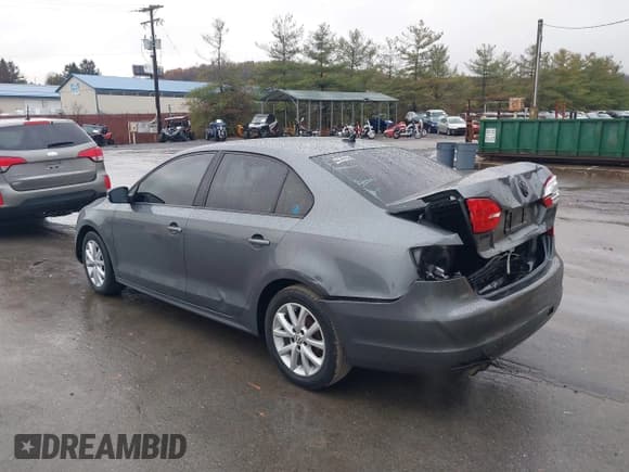 ✅ 2012 Volkswagen Jetta SE • VIN: 3VWDP7AJ6CM340636 • Лот: 43568690. Опубликован ранее на IAAI с пробегом 195 721 миль. Бесплатный доступ к архиву аукционных продаж из США и подробный отчёт об истории автомобиля на DreamBid. Изображение 3.