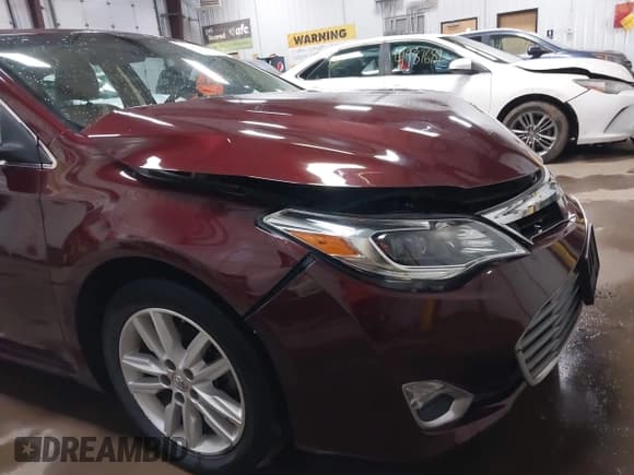 ✅ 2014 Toyota Avalon Limited • VIN: 4T1BK1EB9EU120734 • Lot: 41984803. Wystawiony na IAAI z przebiegiem 80 747 mil. Bezpłatny archiwum sprzedaży aukcyjnych z USA i szczegółowy raport historii pojazdu na DreamBid. Zdjęcie 18.