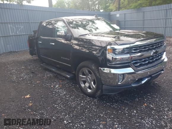 ✅ 2018 Chevrolet Silverado 1500 LTZ • VIN: 3GCUKSEC8JG100483 • Lot: 42757544. Wystawiony na IAAI z przebiegiem 88 136 mil. Bezpłatny archiwum sprzedaży aukcyjnych z USA i szczegółowy raport historii pojazdu na DreamBid. Zdjęcie 1.