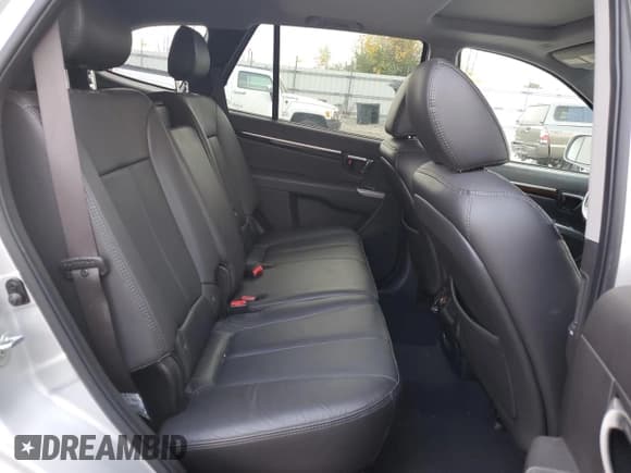 ✅ 2012 Hyundai Santa Fe Limited • VIN: 5XYZK3AB3CG156227 • Lot: 75824564. Listed on Copart with 149,767 mi. Free auction sales archive from the USA and detailed vehicle history report at DreamBid. Image 10.