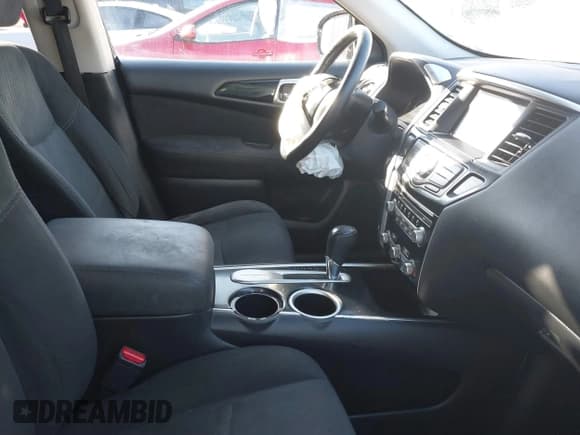 ✅ 2014 Nissan Pathfinder SV • VIN: 5N1AR2MN4EC704490 • Lot: 41453742. Listed on IAAI with 180,951 mi. Free auction sales archive from the USA and detailed vehicle history report at DreamBid. Image 5.